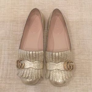 Gucci GG gold flats